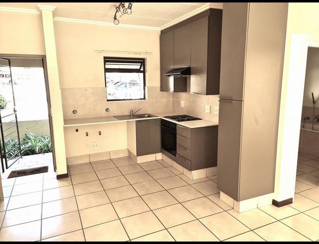 1 BEDROOM PROPERTY TO RENT IN BRYANSTON